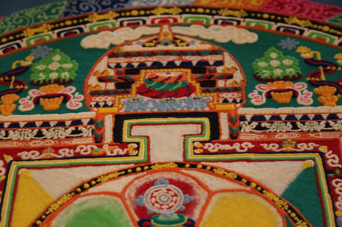 mandalaMaking5-23-14_9744