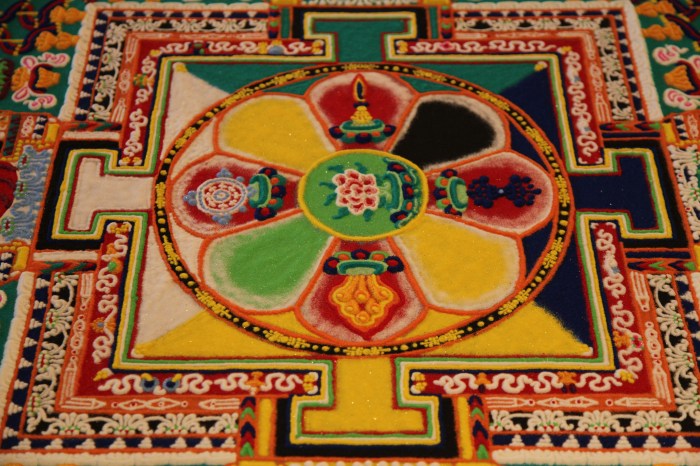 mandalaMaking5-23-14_9745