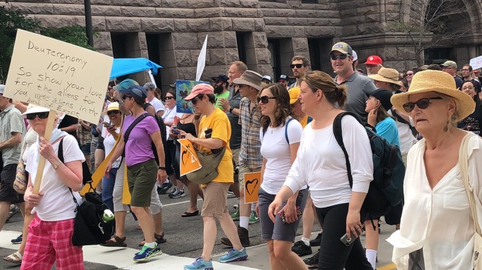 Prayer Flags for Immigrant Children 6-18 Minneapolis - 5